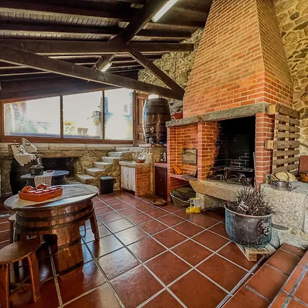 Casa De Perre * 비아나도카스텔로