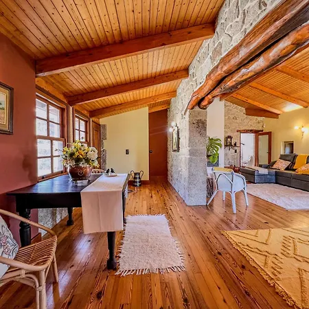 Semesterbostad Casa De Perre Viana do Castelo