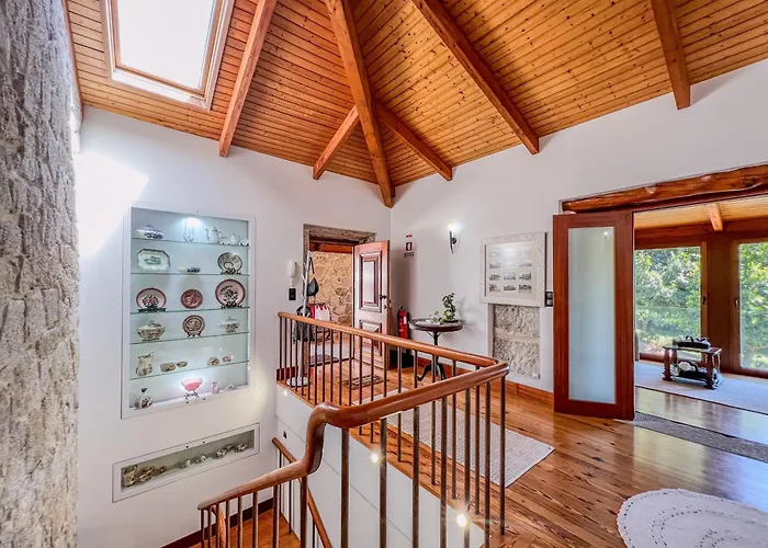 Casa De Perre * Βιάνα ντο Καστέλο