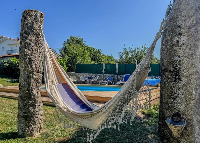 Casa De Perre * Βιάνα ντο Καστέλο